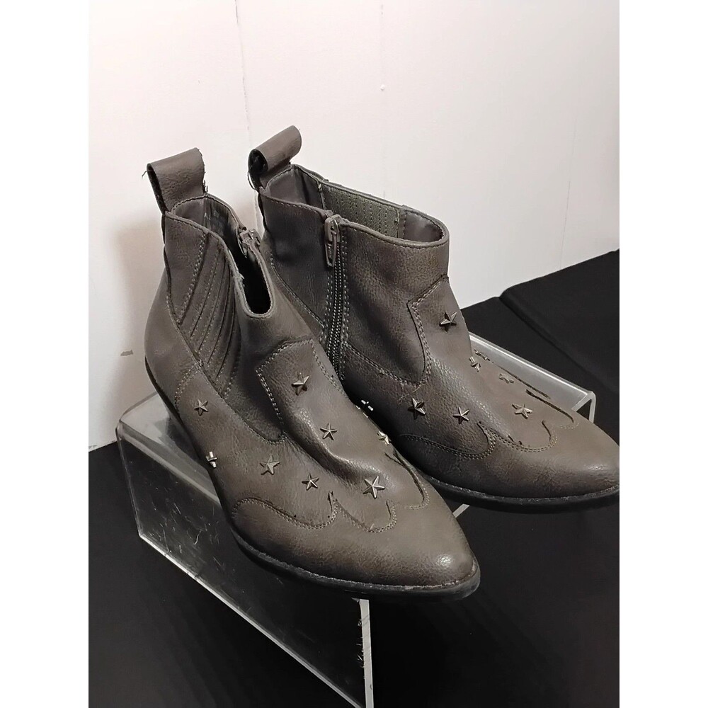 Comfort ankle boots Size 6 Gray with stars  accent